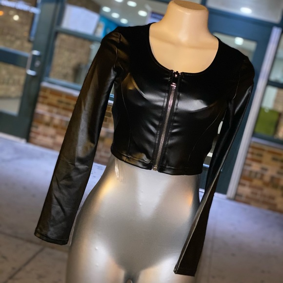 Cute Zip-Up Jacket - Picture 3 of 7